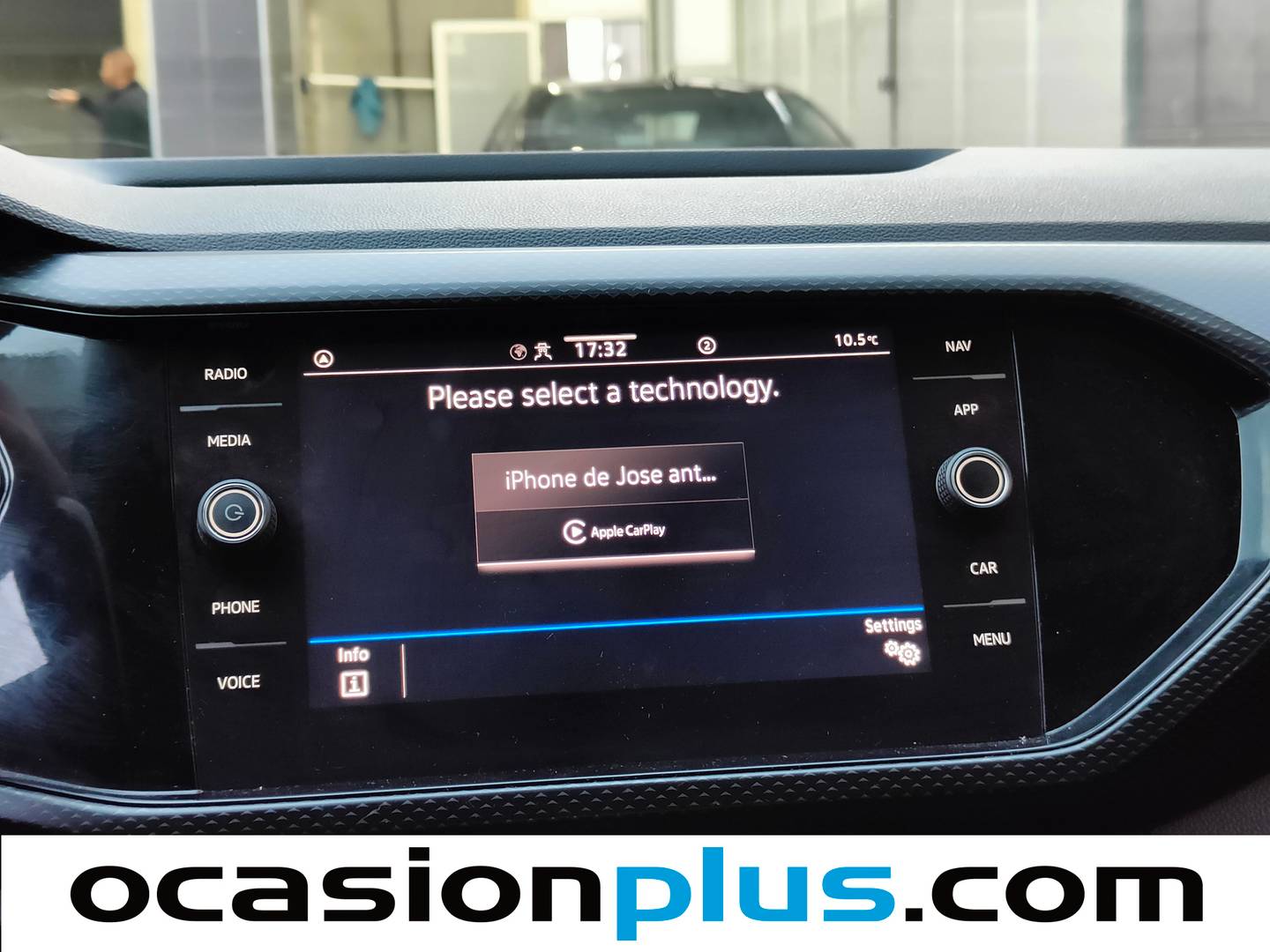 Foto Volkswagen T-Cross Volkswagen T-Cross Advance 1.0 TSI (110 CV) DSG