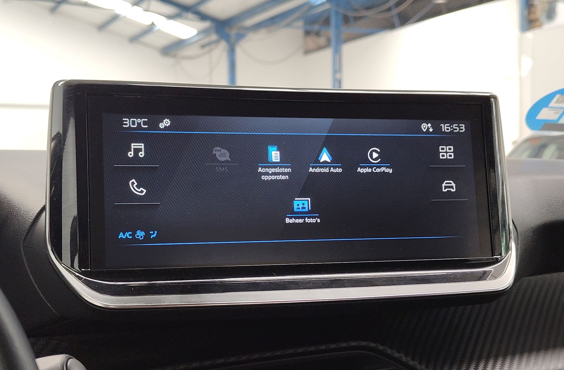 Peugeot 208 Style Hybrid 110 eDCS6 - foto 8