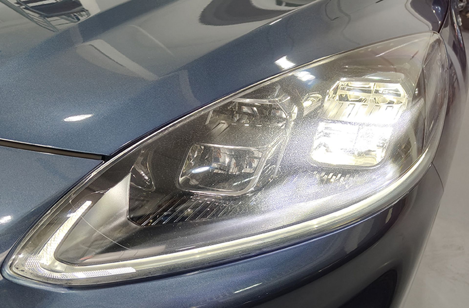 Ford Kuga 1.5 EcoBlue ST-Line - foto 15