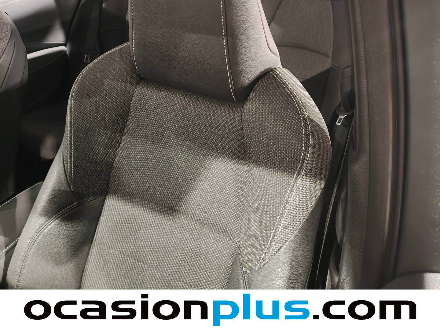 Accesorios del Toyota Corolla Toyota Corolla Touring Sports 140H Style (140 CV)