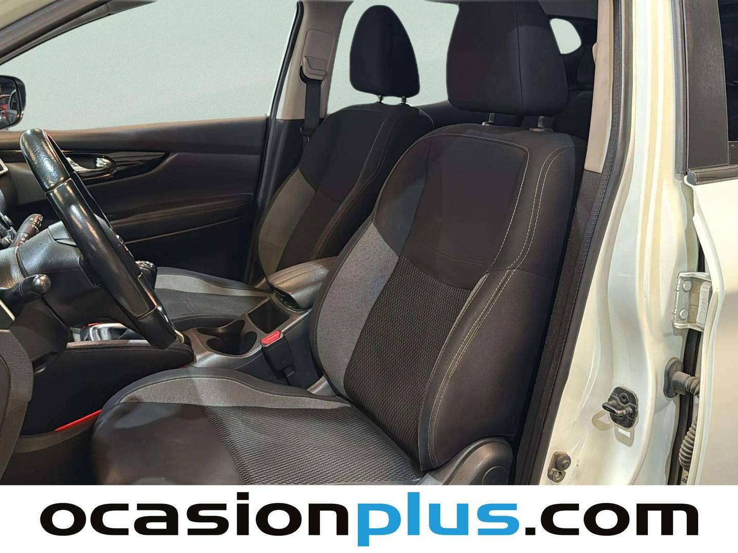 Foto asientos delanteros Nissan QASHQAI Nissan Qashqai dCi 115 Acenta (115 CV)