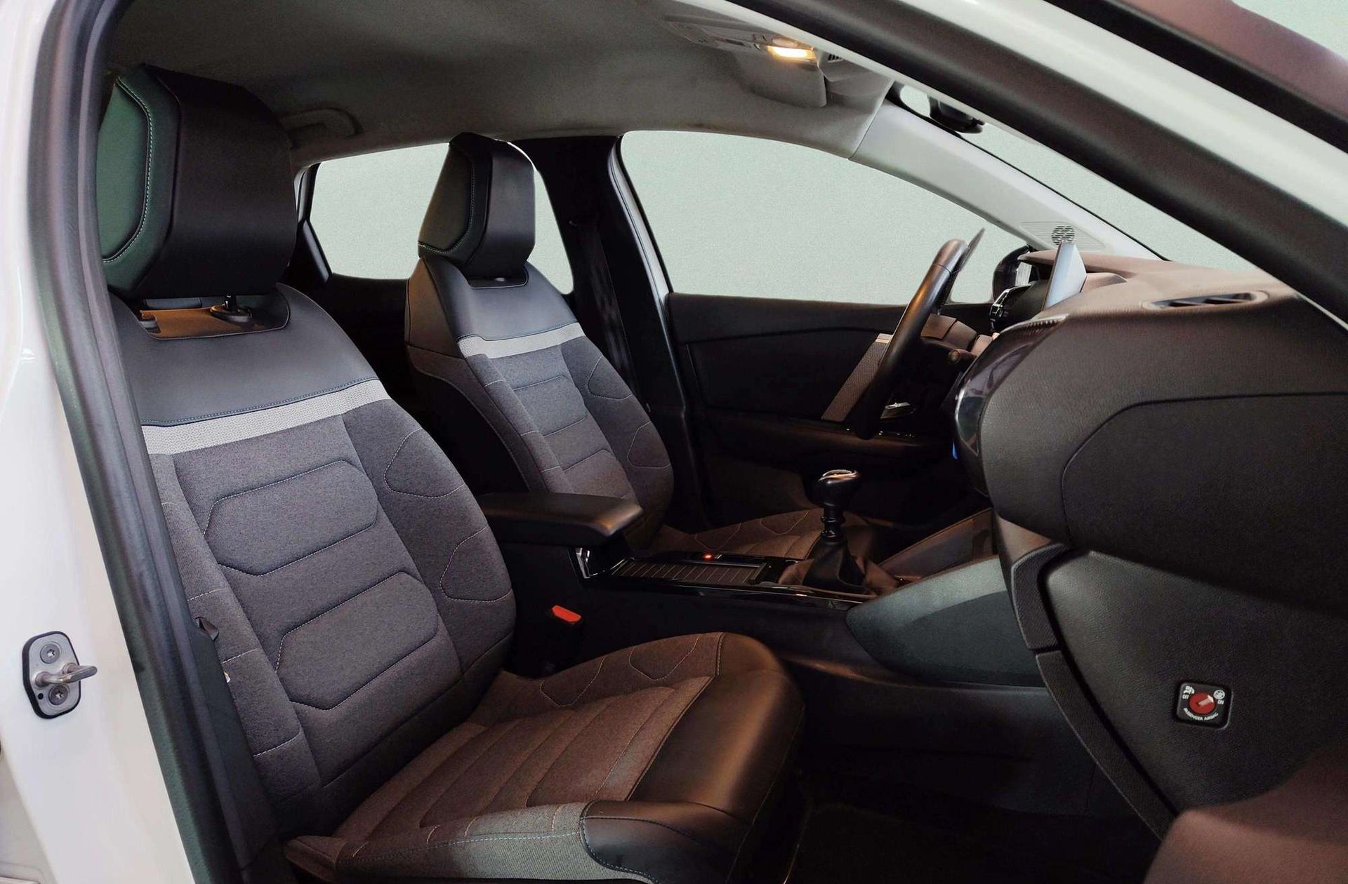 Citroën C4 PureTech 130 Feel Pack - foto 18