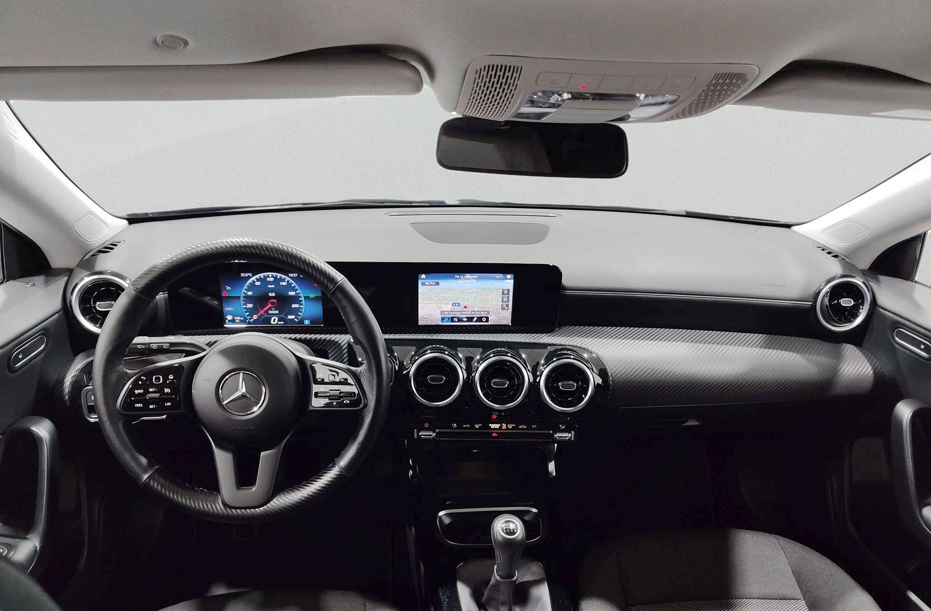 Mercedes-Benz CLA Shooting Brake 180 - foto 6