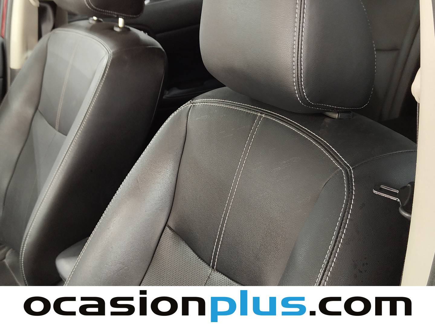 Extras y acabados del Nissan PULSAR Nissan Pulsar DIG-T 190 Tekna (190 CV)