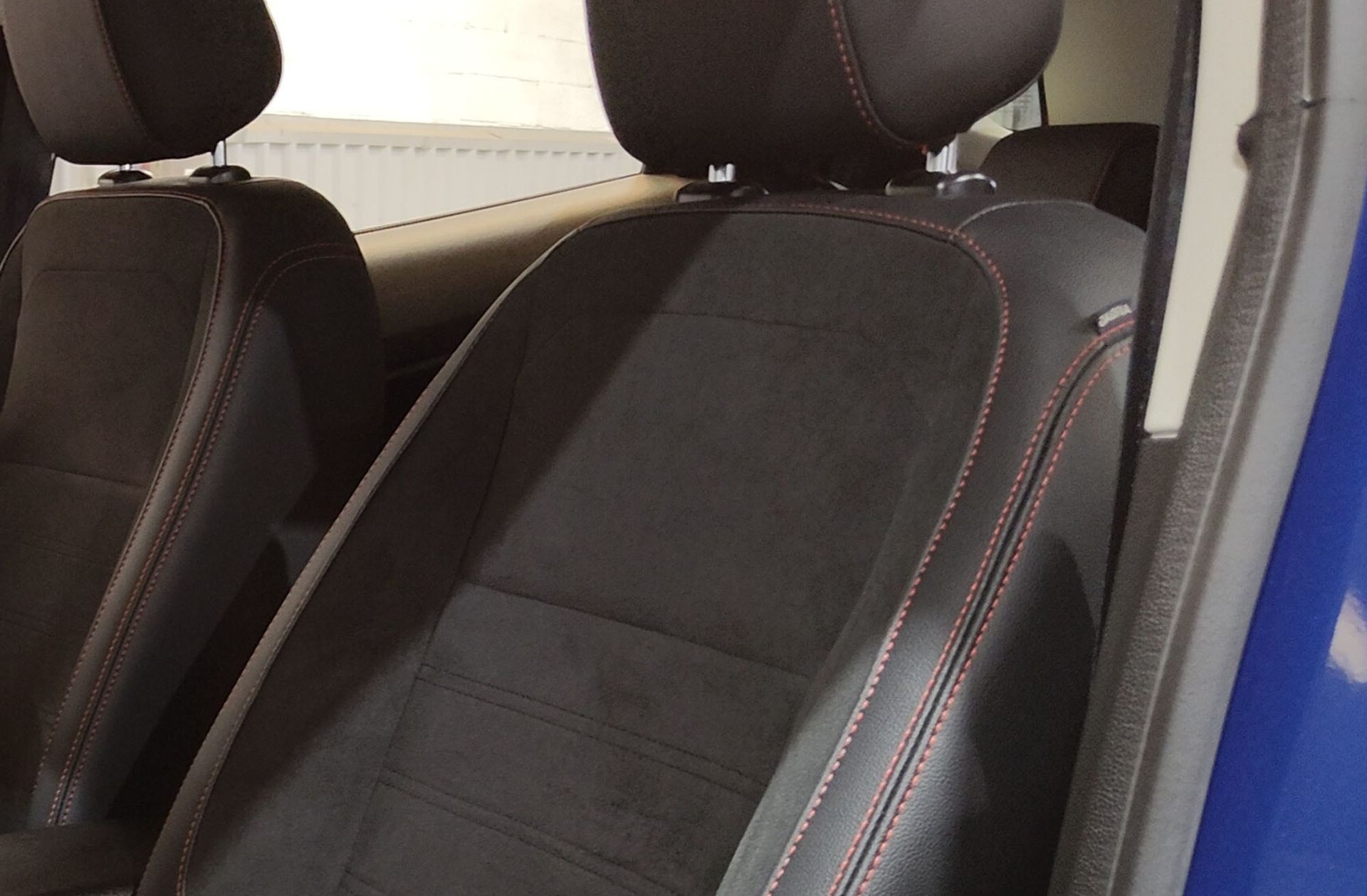 Ford EcoSport 1.0T EcoBoost ST Line - foto 13