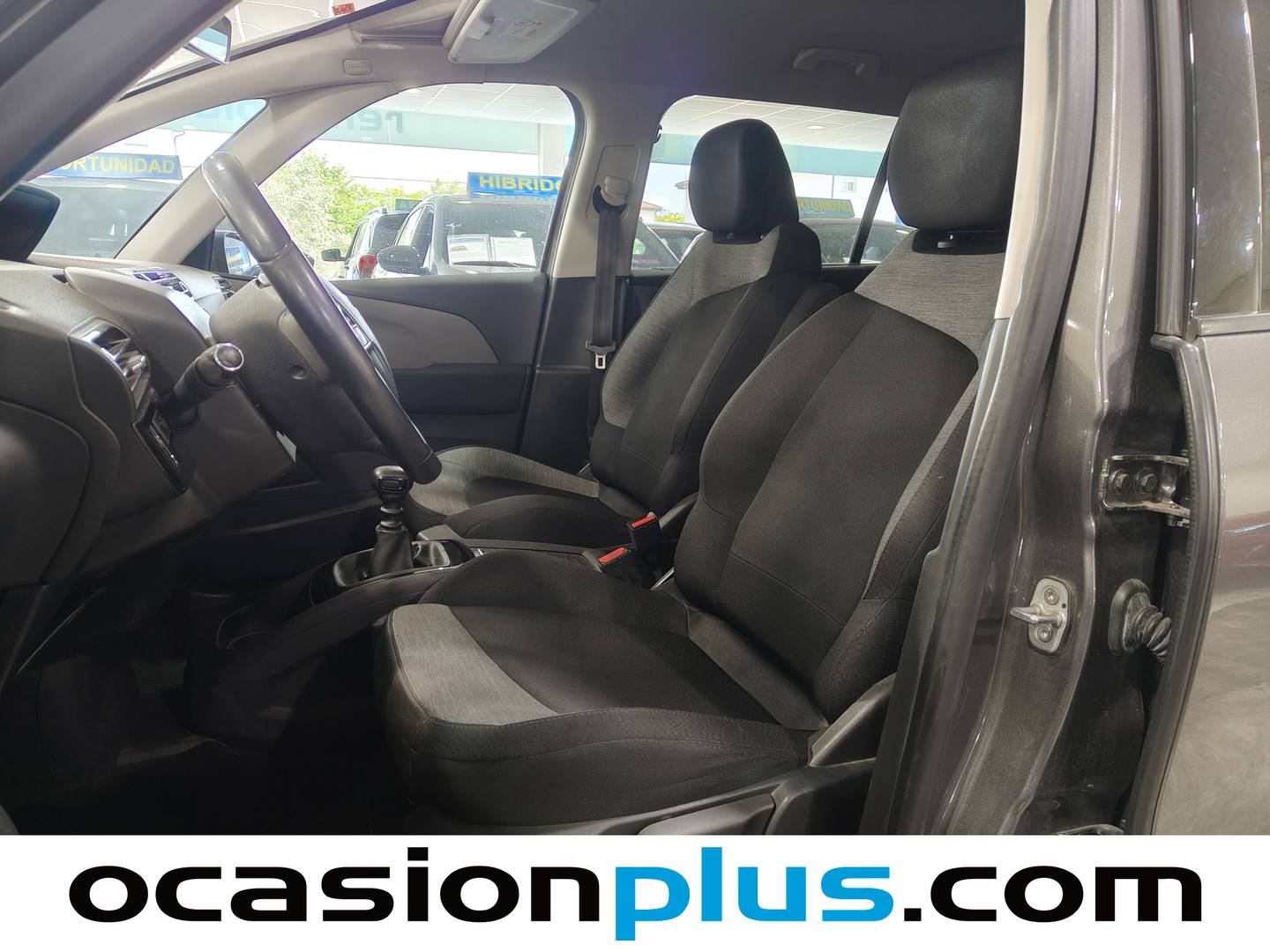 Foto asientos traseros Citroën Grand C4 Spacetourer Citroën Grand C4 Spacetourer BlueHDi 130 S&S Feel (130 CV) 7 Plazas