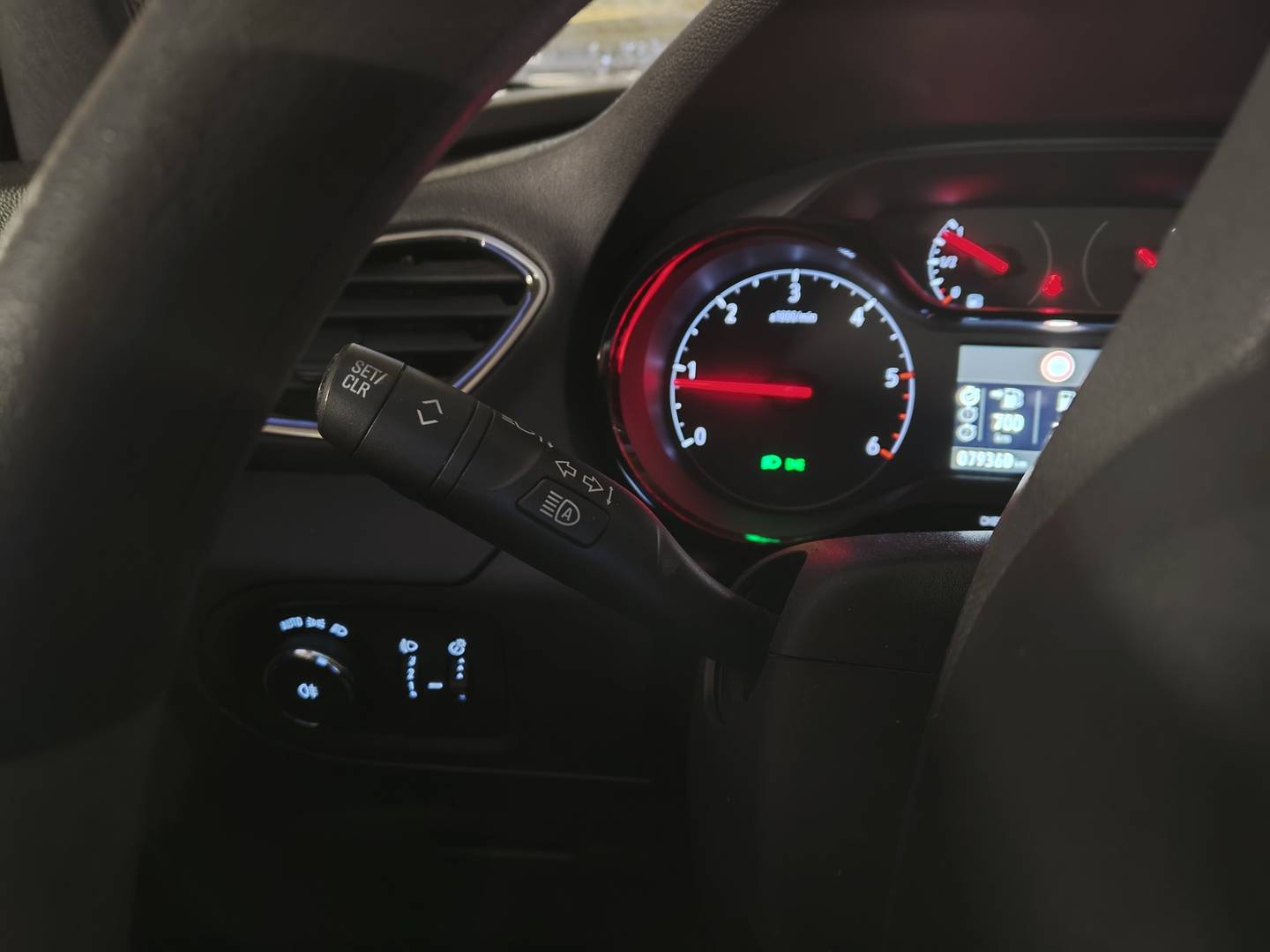 Foto Opel Grandland X Opel Grandland X 1.6 CDTi Selective (120 CV)