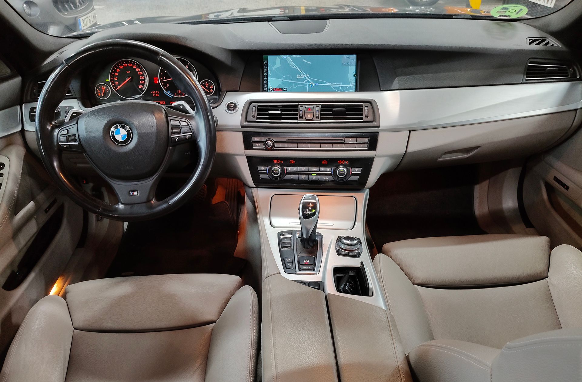 BMW Serie 5 550i xDrive - foto 7