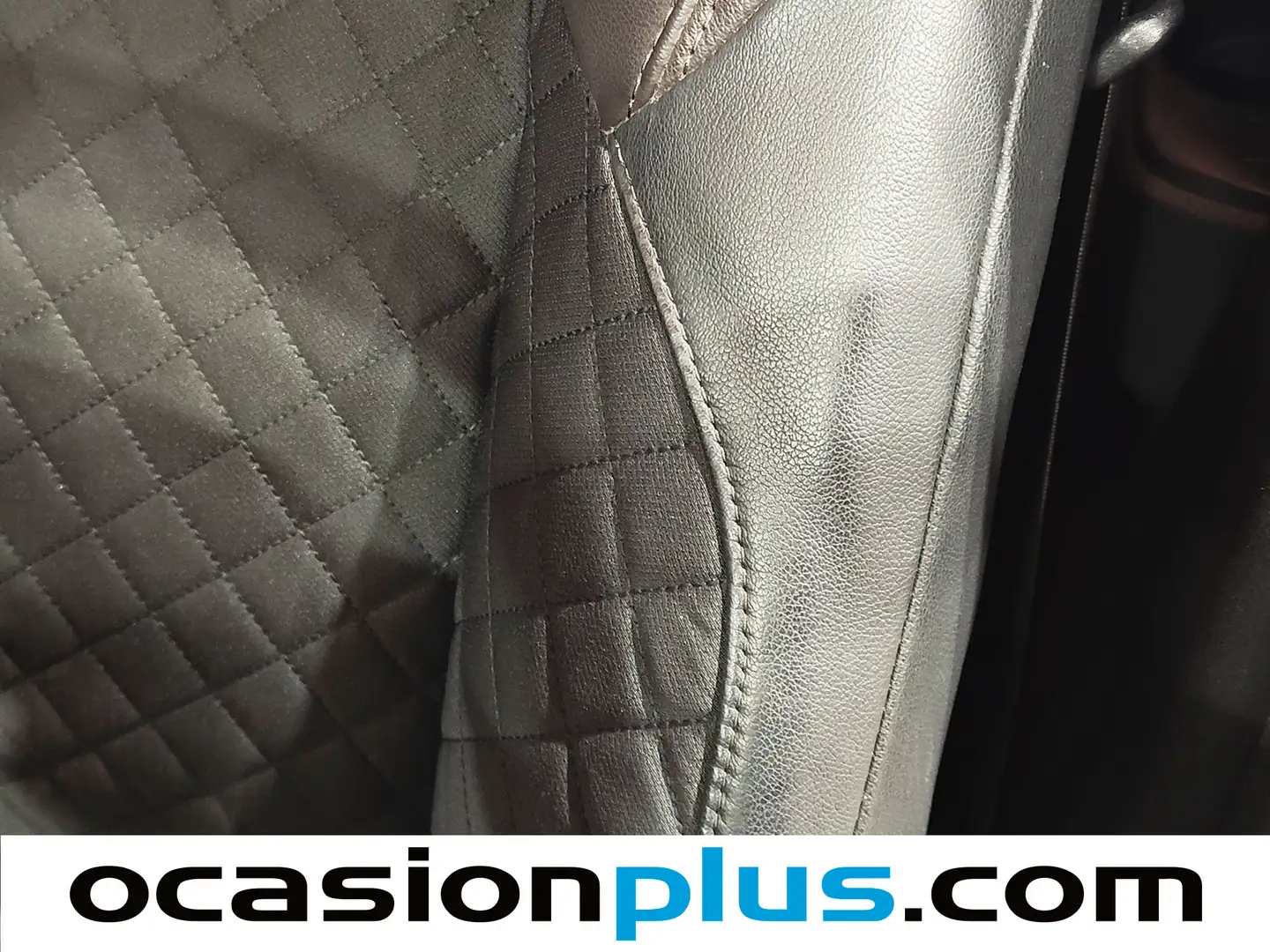 Foto Toyota C-HR Toyota C-HR 1.8 125H Style Plus (122 CV)