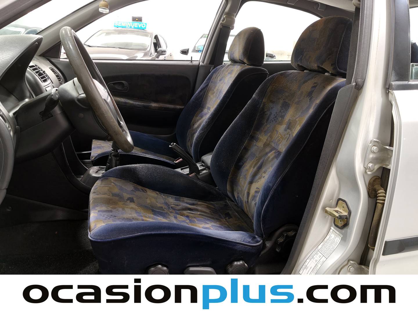 Foto asientos delanteros Mitsubishi Carisma Mitsubishi Carisma 1.8 LS GDI (125 CV)