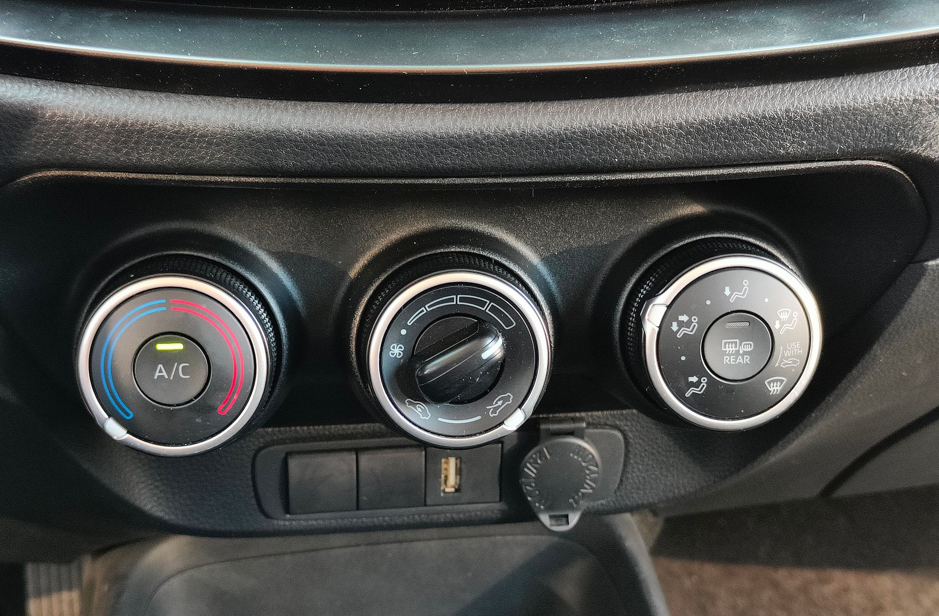 Toyota Aygo X 1.0 VVT-I Play - foto 25