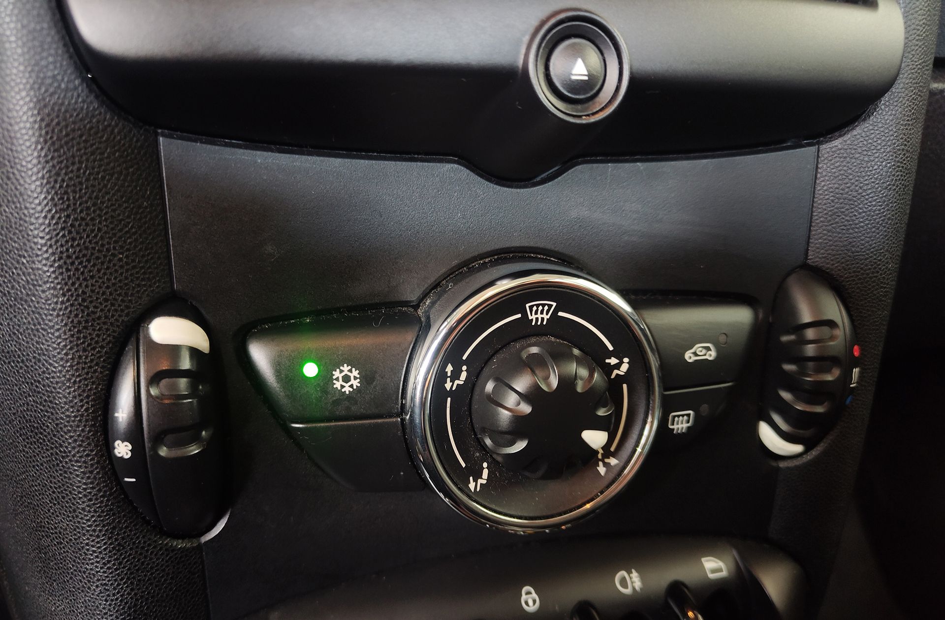 MINI Cooper One - foto 21