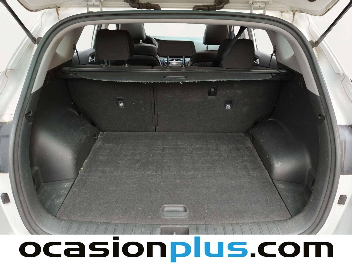 Fotos maletero Hyundai Tucson Hyundai Tucson 2.0 CRDi BlueDrive Tecno Sky 4x2  (136 CV)