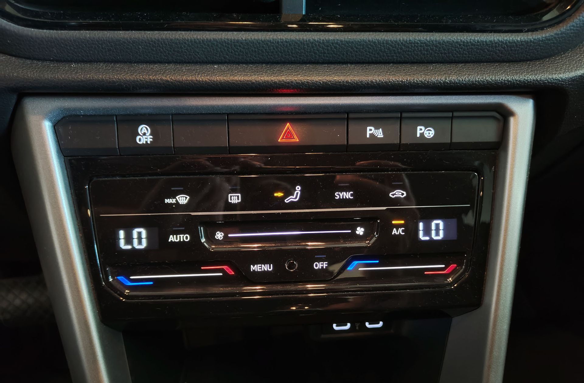 Volkswagen T-Roc Life 1.5 TSI DSG - foto 27