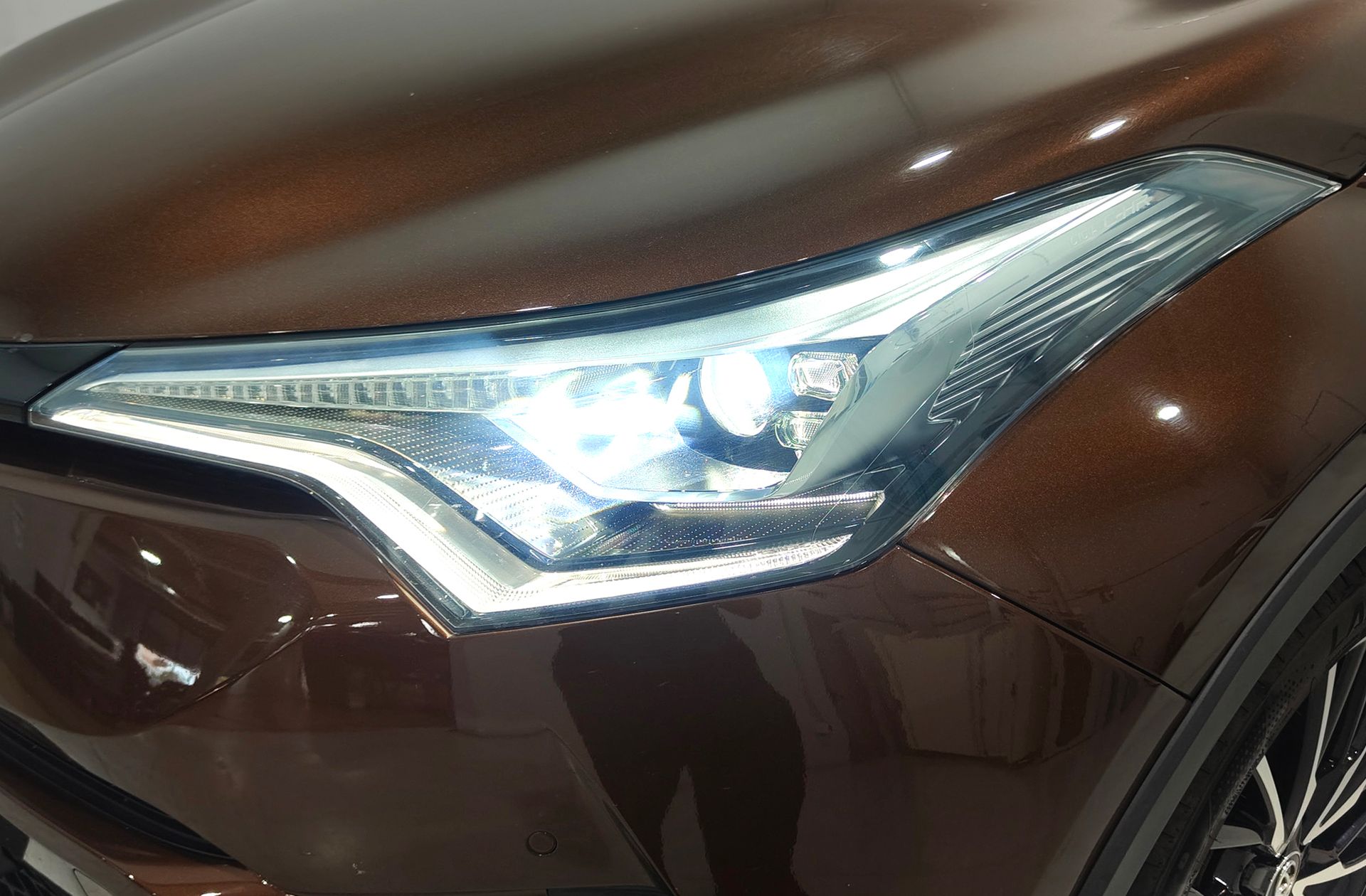 Toyota C-HR 1.8 125H Advance - foto 17