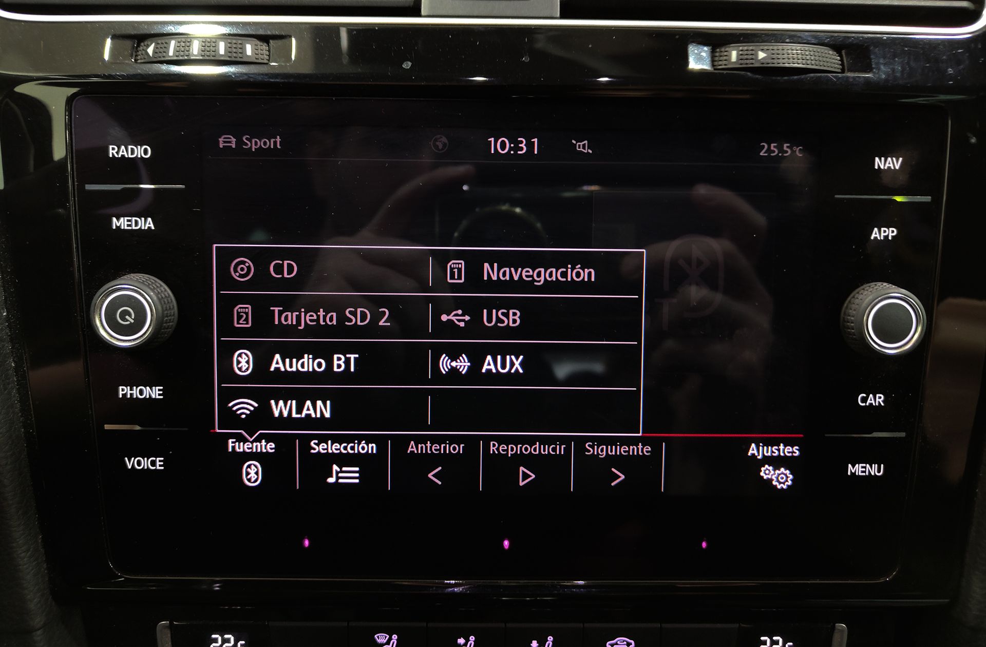 Volkswagen Golf GTI 2.0 TSI DSG - foto 36
