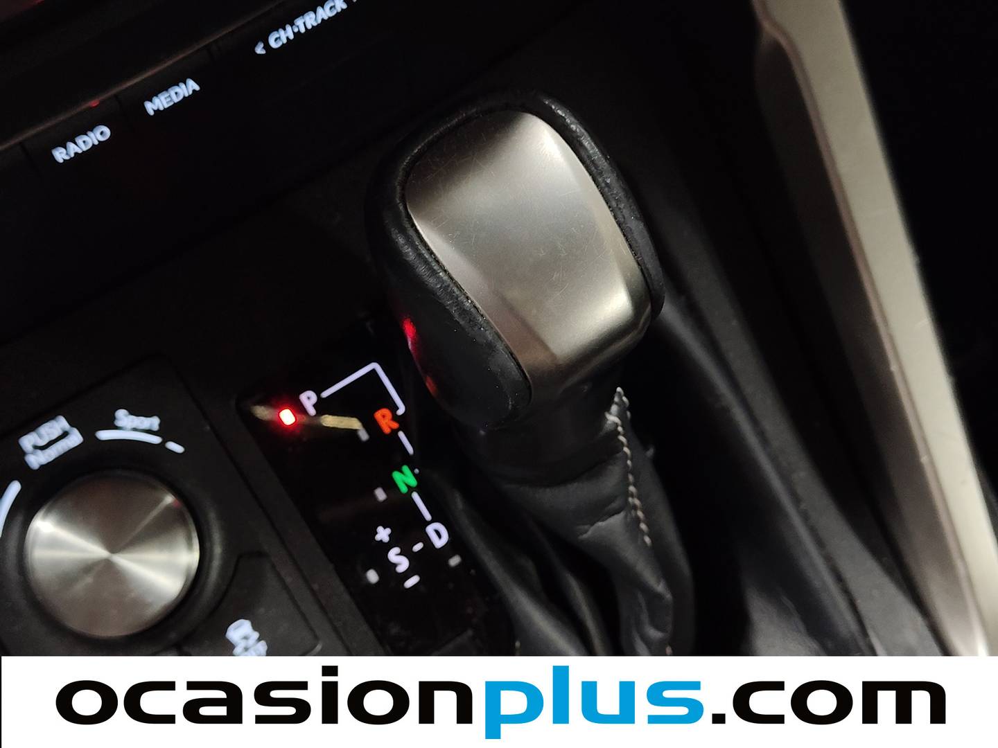 Lexus NX Lexus NX 300h Business 2WD (197 CV) de segunda mano