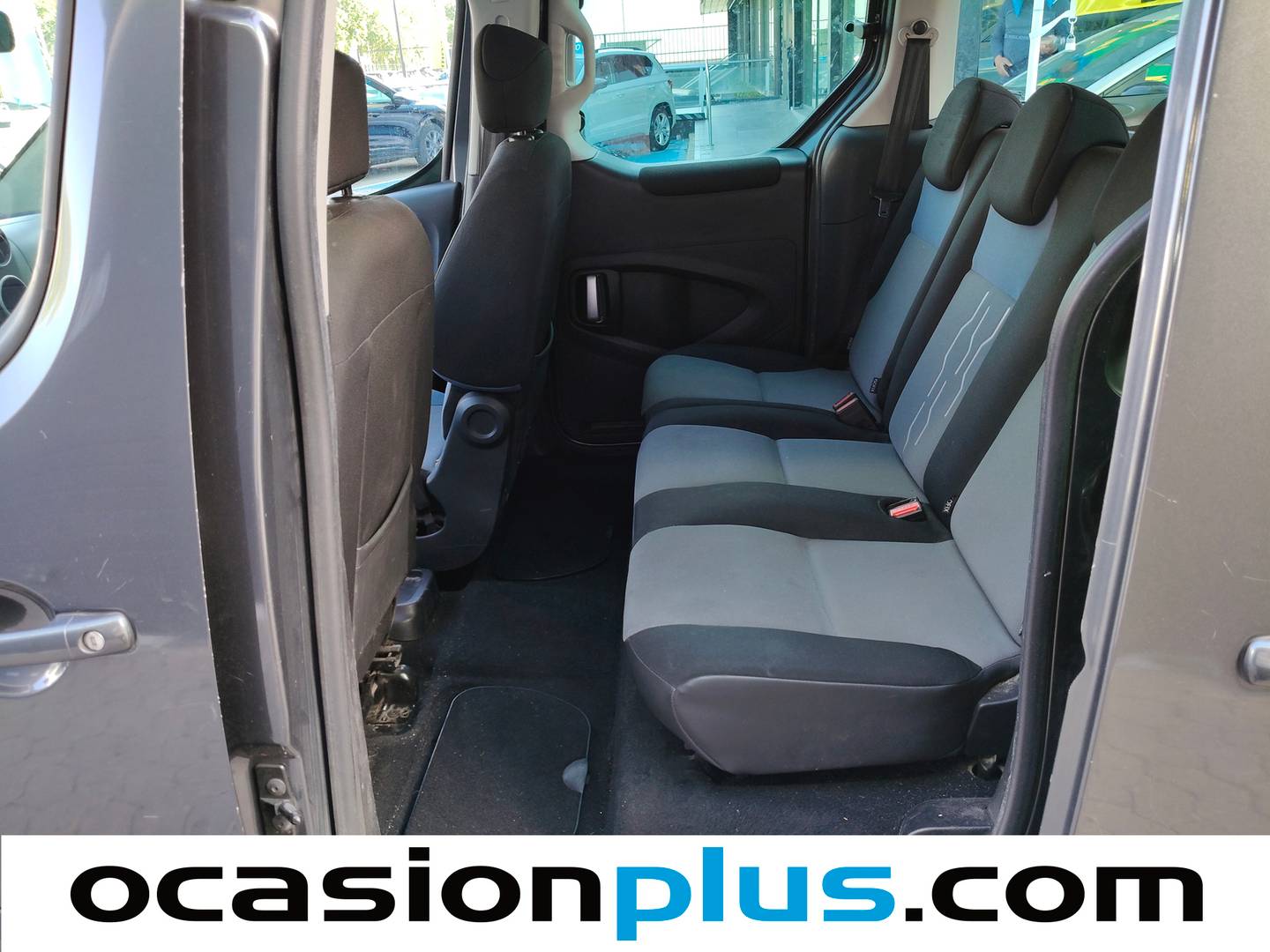 Foto asientos traseros Peugeot Partner Peugeot Partner Tepee BlueHDi 100 Active (100 CV)