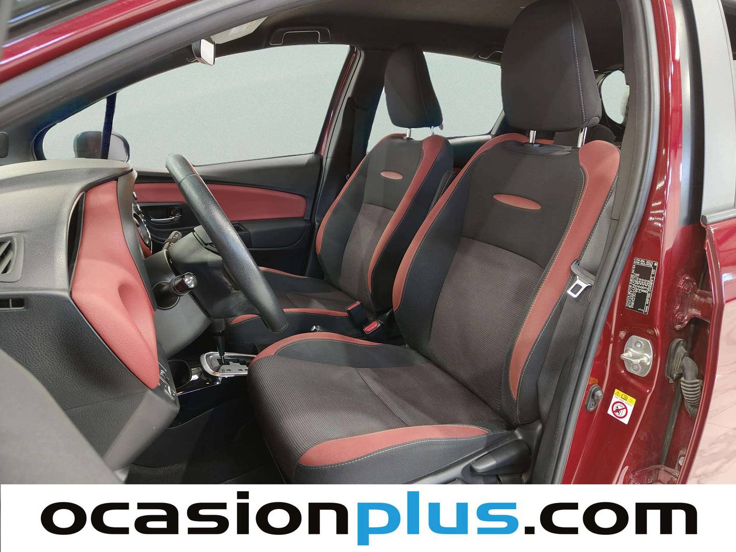 Foto asientos delanteros Toyota Yaris Toyota Yaris 1.5 Hybrid Feel (100 CV)