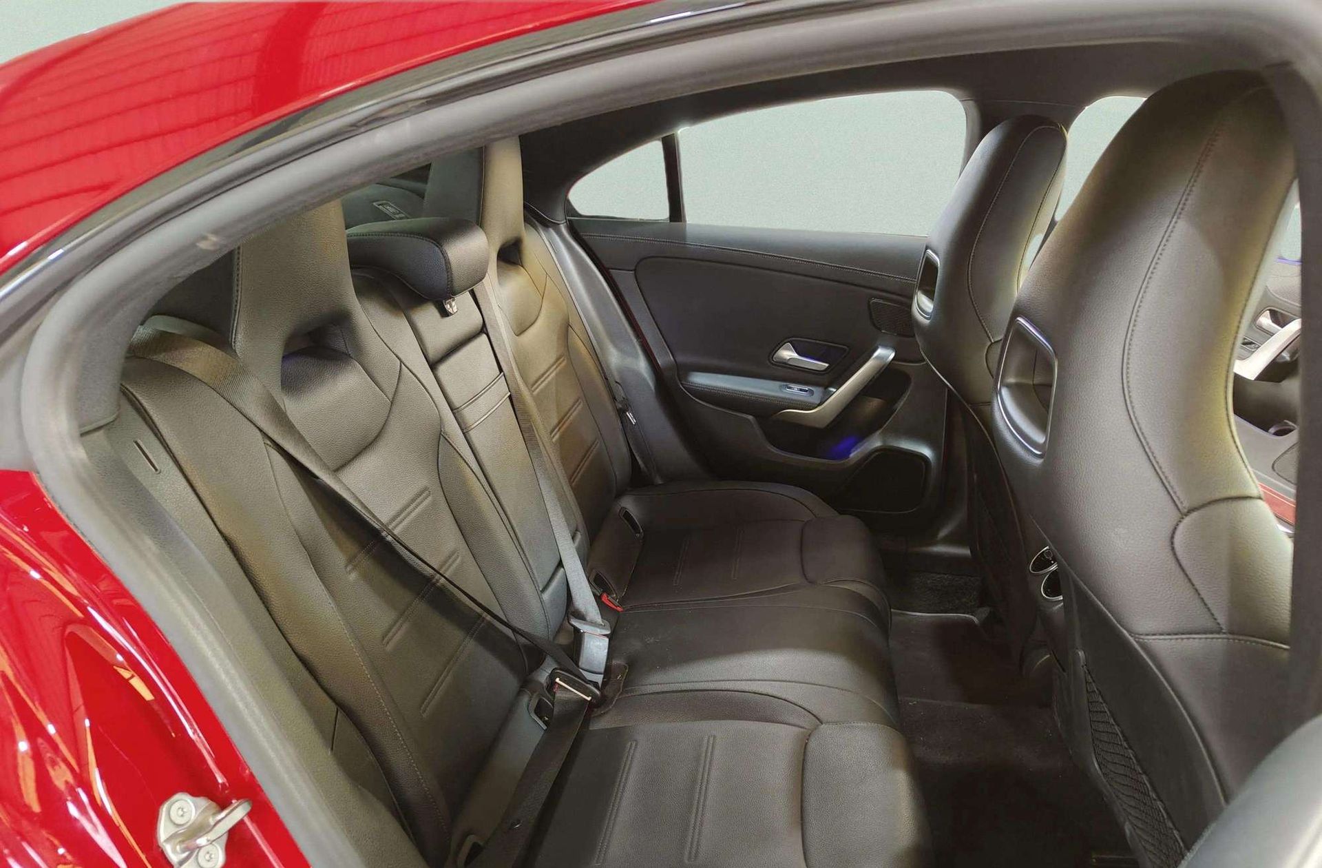 Mercedes-Benz CLA 200 - foto 18