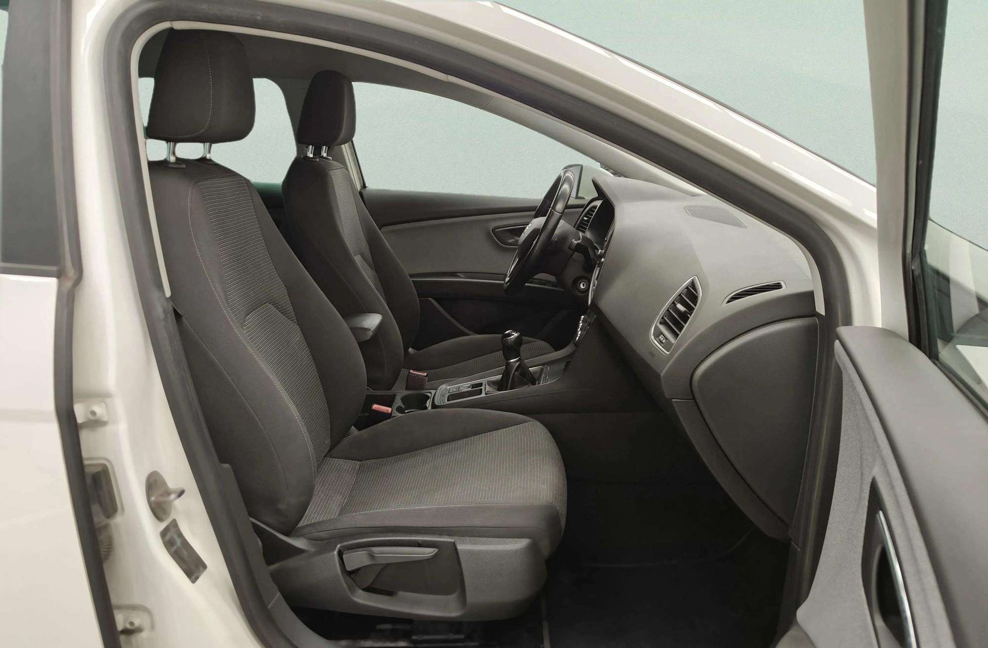 SEAT León ST 1.6 TDI Style - foto 14
