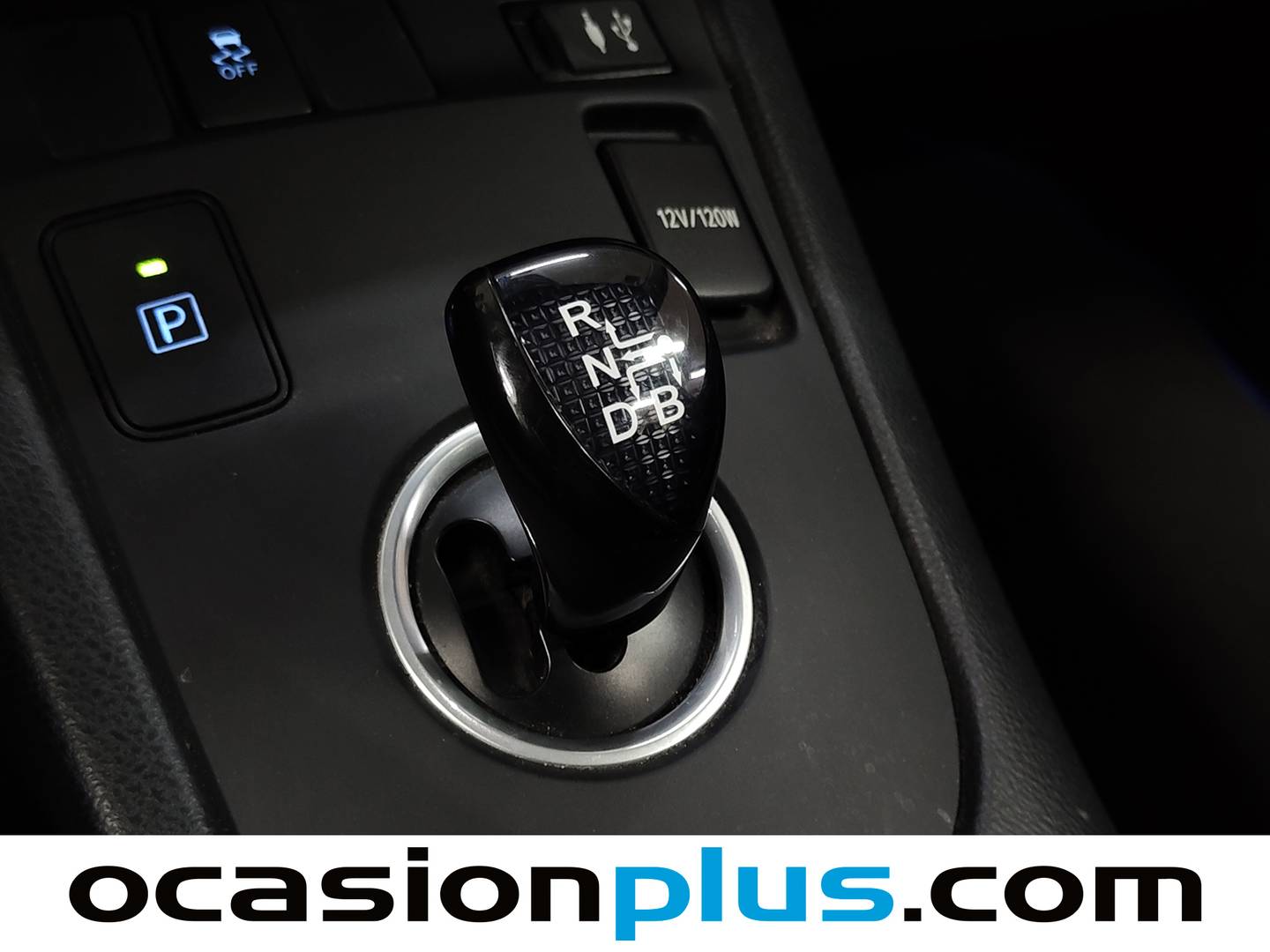 Toyota Auris Toyota Auris 140H Hybrid Touring Sports Feel! (136 CV) de segunda mano