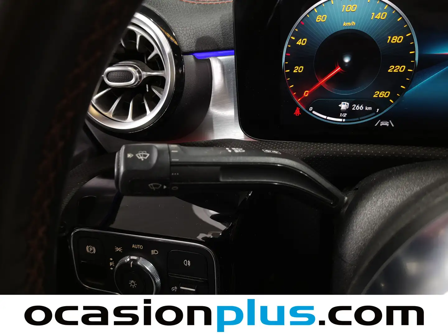 Foto Mercedes CLA Mercedes-Benz CLA 200 d (150 CV) Pack AMG