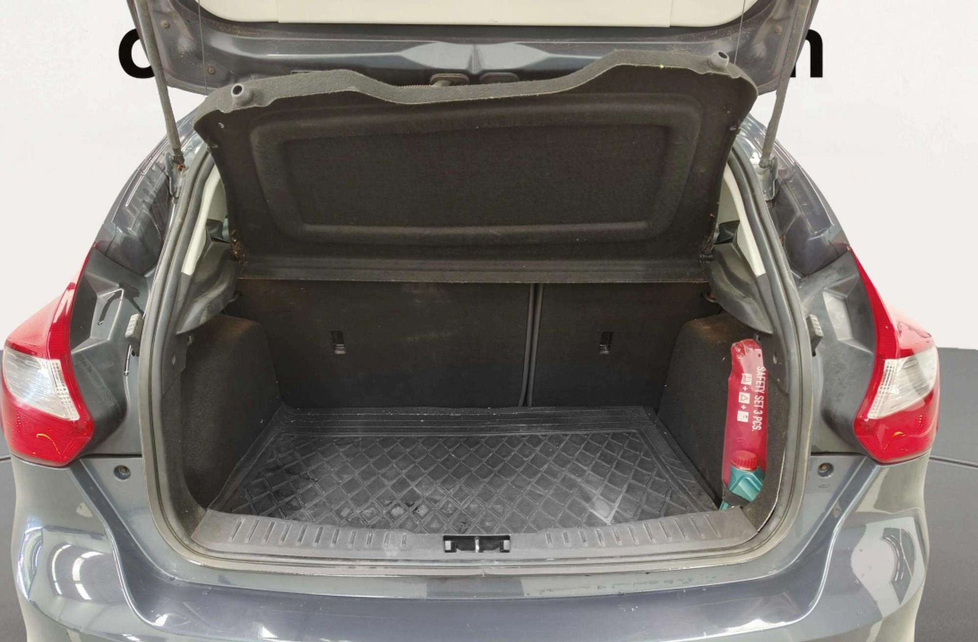 Ford Focus 1.0 EcoBoost Trend - foto 13
