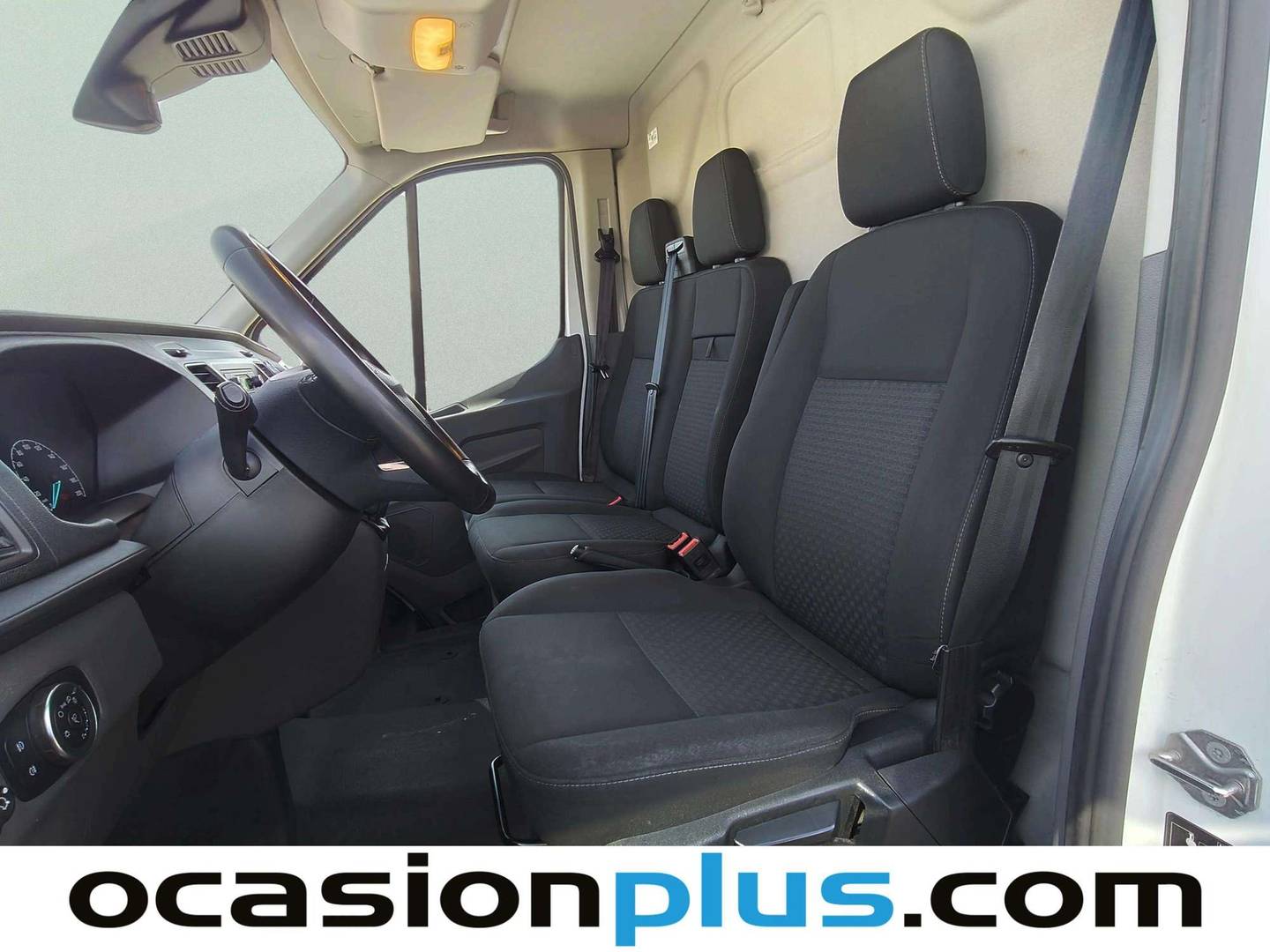 Foto asientos traseros Ford Transit Ford Transit 350 L3H2 Trend Trasera (130 CV)