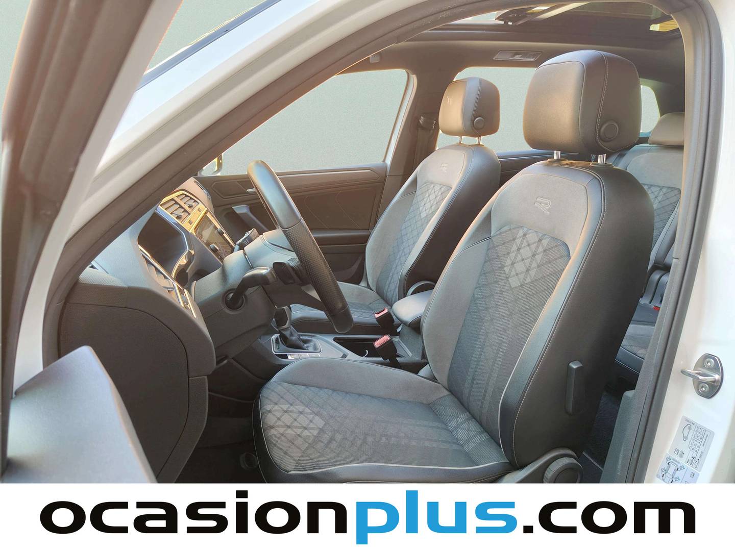 Foto asientos delanteros Volkswagen Tiguan Volkswagen Tiguan R-Line 1.5 TSI (150 CV) DSG