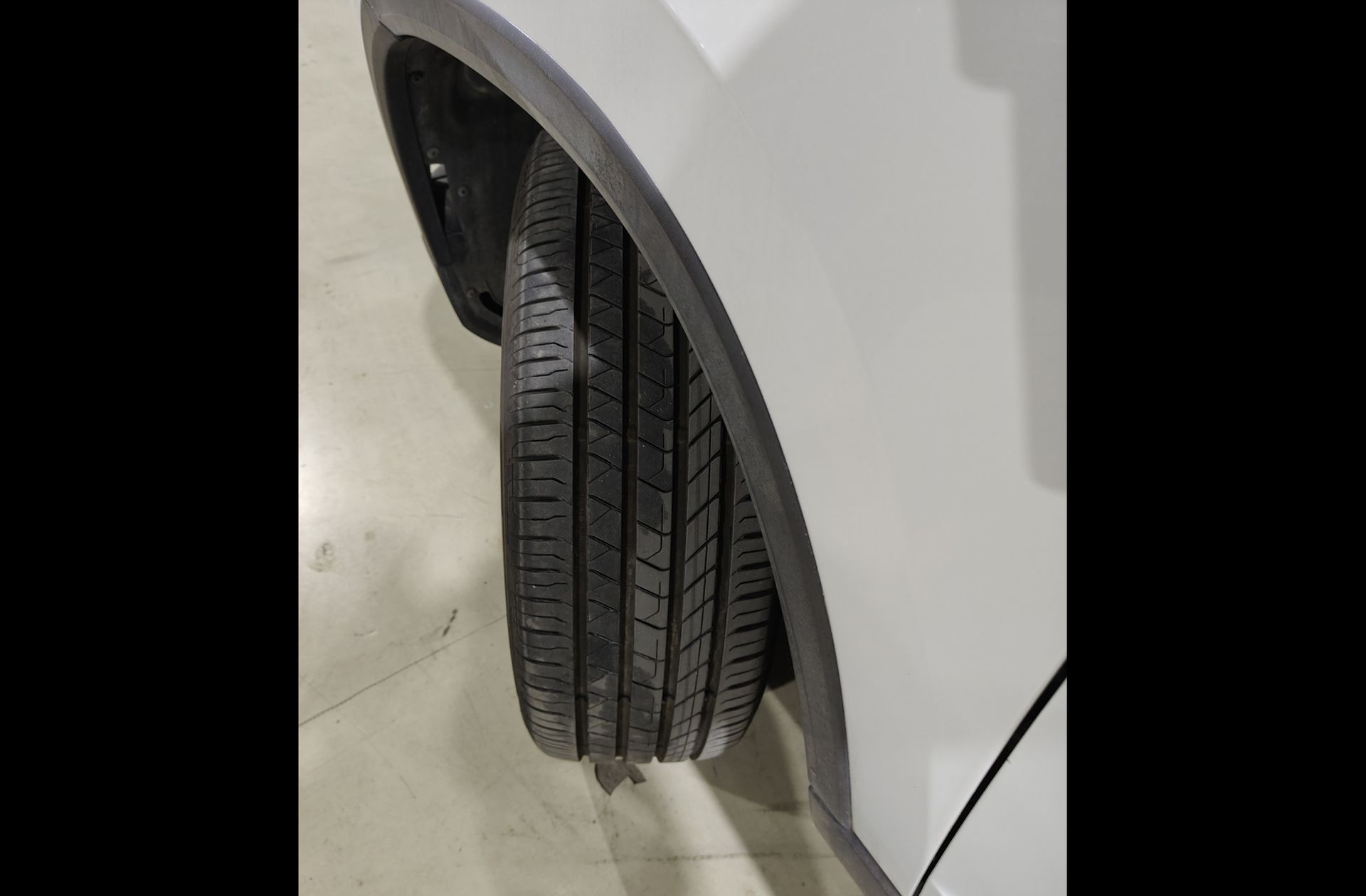 Škoda Karoq 1.0 TSI Ambition DSG - foto 35