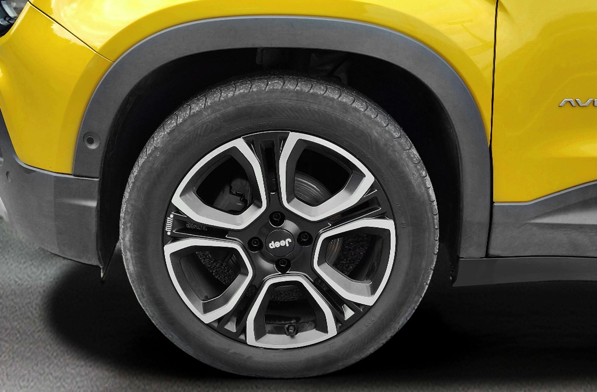 Jeep Avenger 1.2 G Summit - foto 33