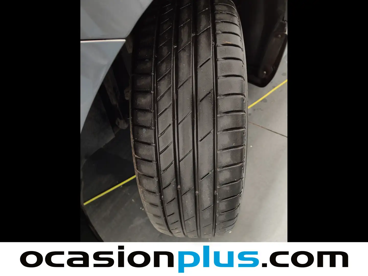 Foto Skoda Kamiq Skoda Kamiq 1.0 TSI Emotion (95 CV)