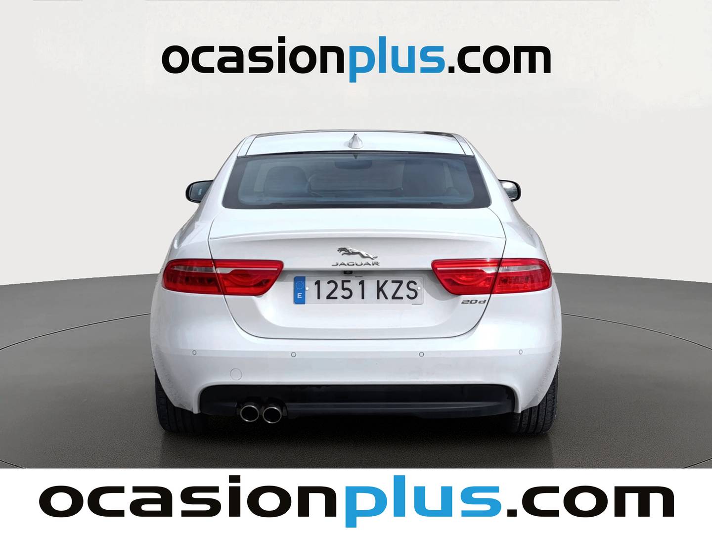 Foto Jaguar XE Jaguar XE 2.0 Diesel R-Sport RWD Auto (180 CV)