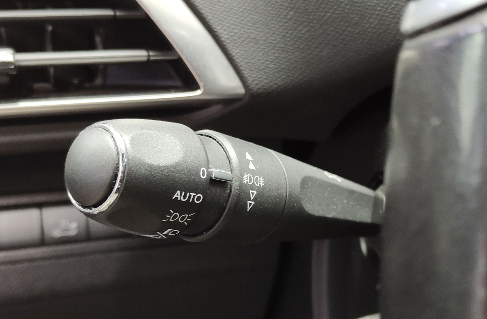 Peugeot 3008 PureTech 130 GT Line - foto 29