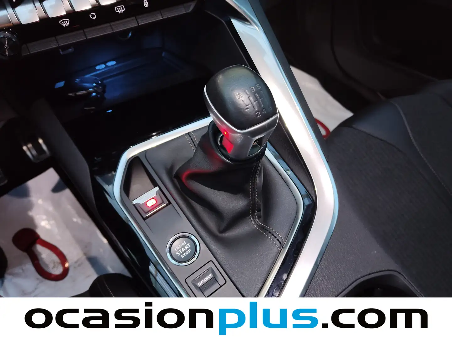 Foto Peugeot 3008 Peugeot 3008 PureTech 130 S&S GT Line (130 CV)