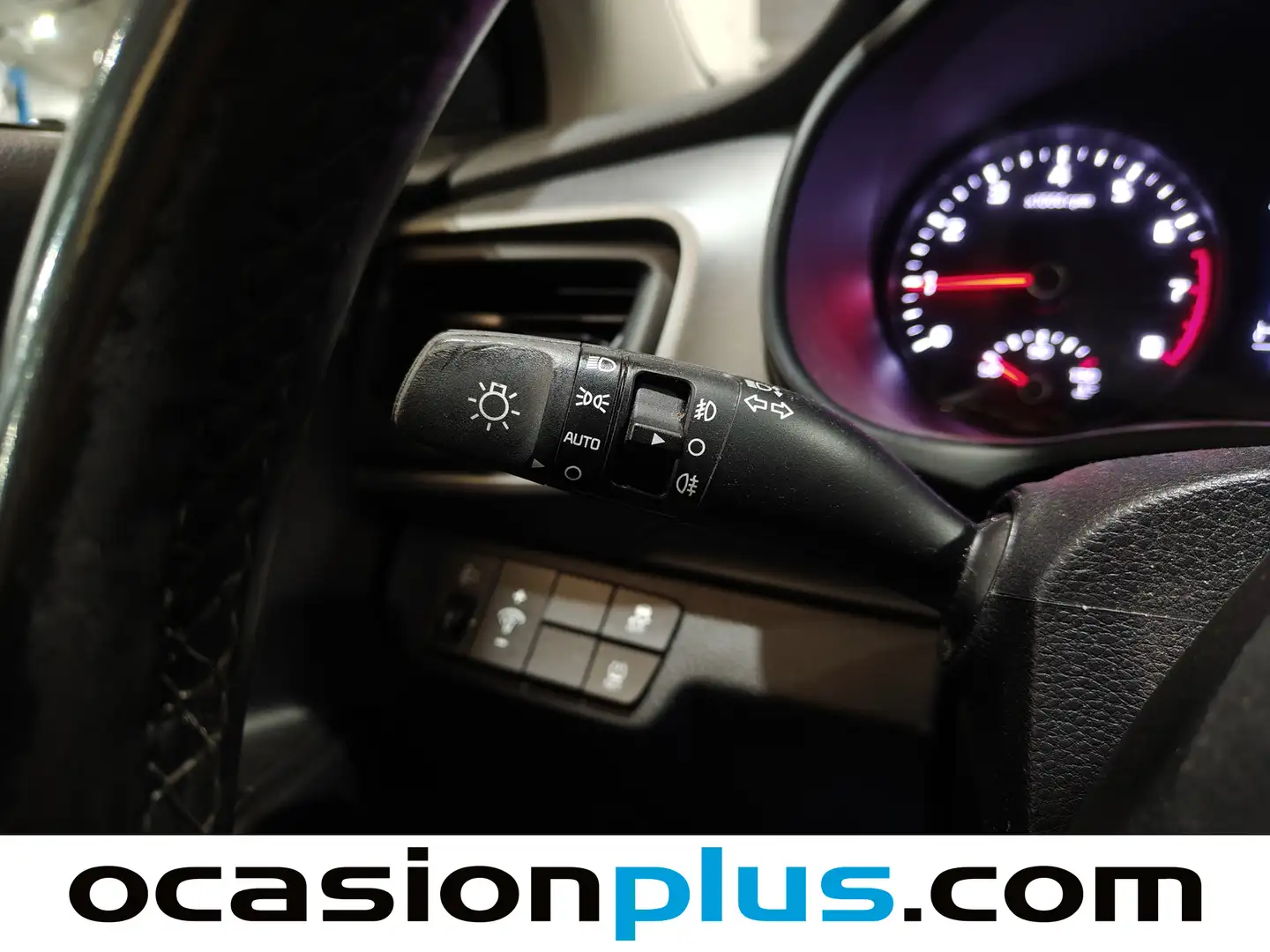 Foto KIA Stonic Kia Stonic 1.2 CVVT Concept Eco-Dynamic (84 CV)