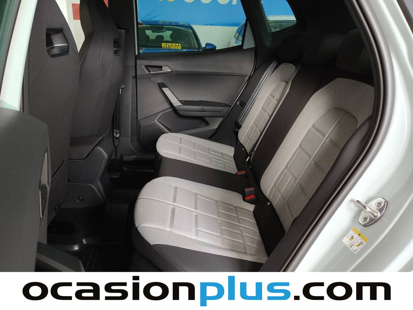 Foto asientos traseros Seat Arona Seat Arona 1.5 TSI S&S FR+ DSG (150 CV)