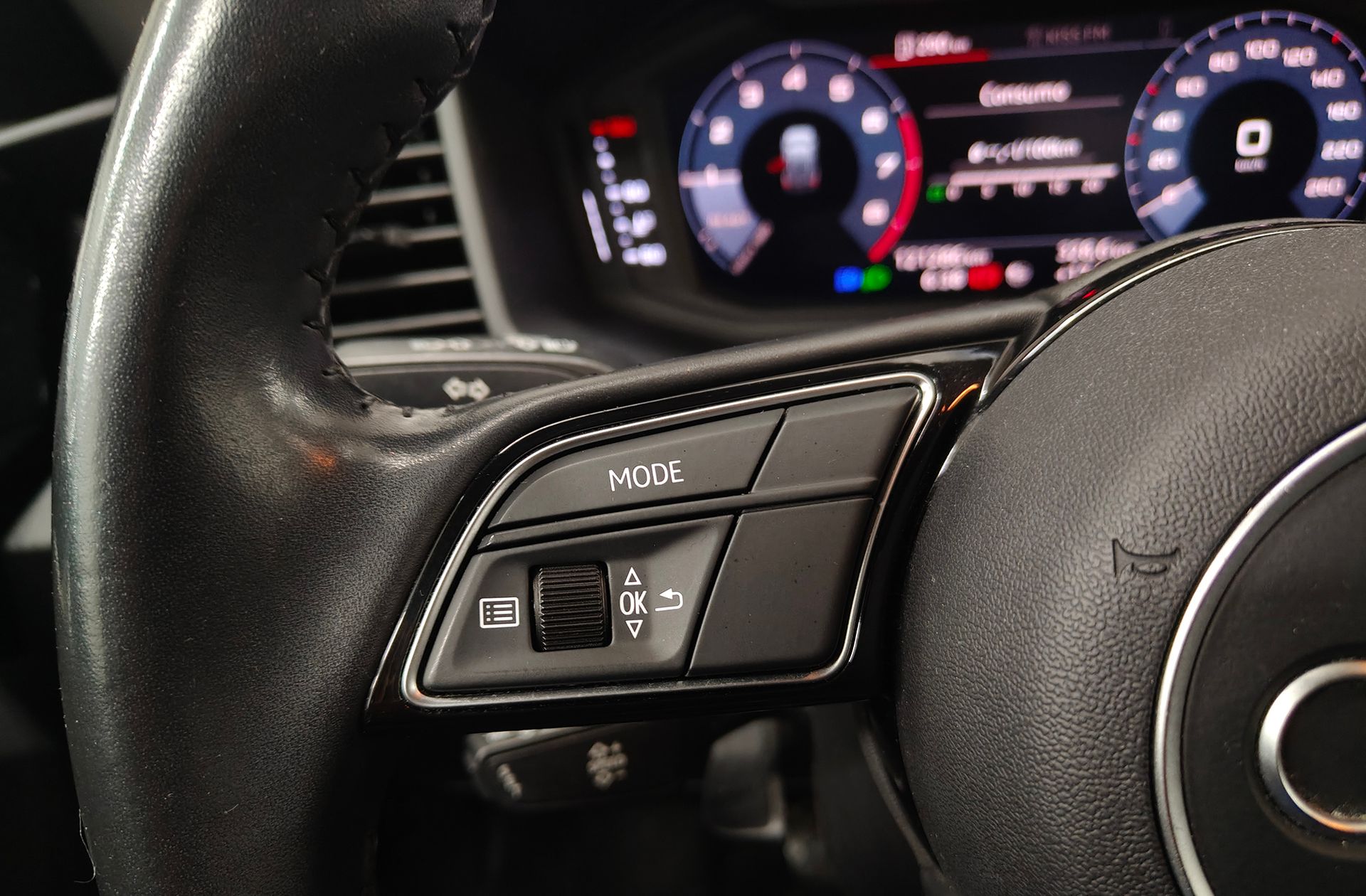 Audi A1 Sportback Advanced 25 TFSI - foto 24