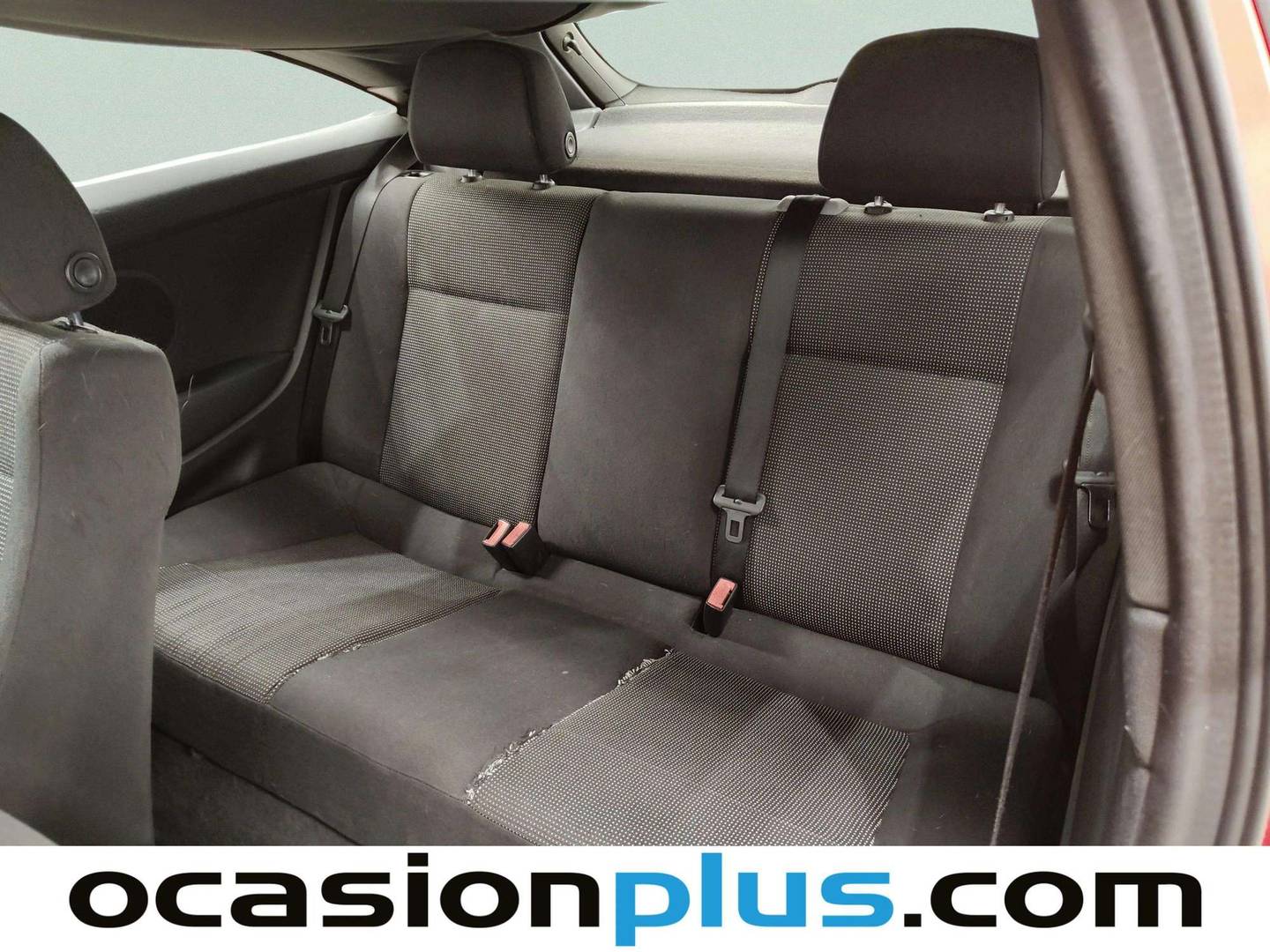 Foto asientos traseros Opel Astra Opel Astra GTC 1.6 Sport (105 CV)