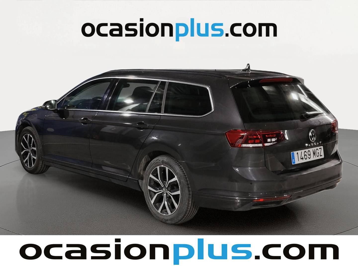 Foto trasera Volkswagen Passat Volkswagen Passat Variant Executive 1.5 TSI (150 CV) DSG izquierda