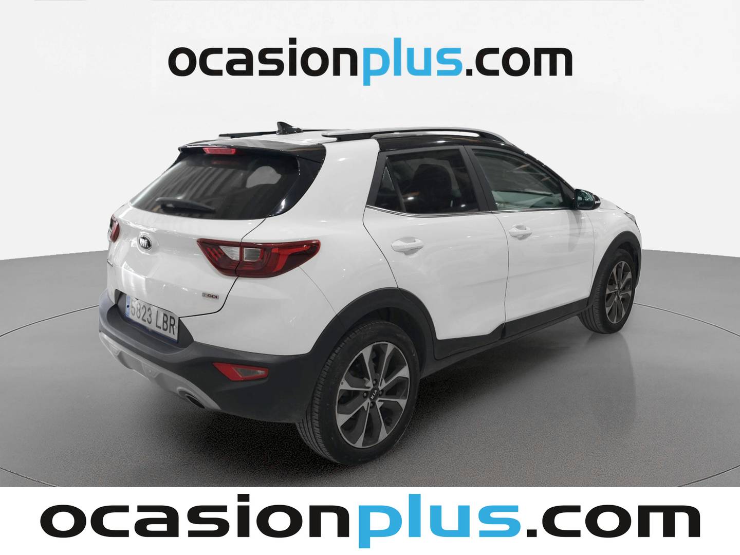 Foto trasera KIA Stonic KIA Stonic 1.0 T-GDi Drive (120 CV) izquierda