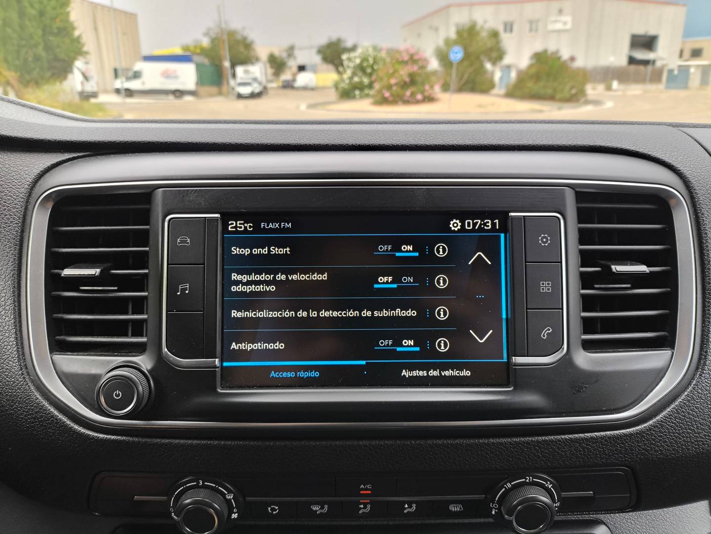 Peugeot Expert Peugeot Expert BlueHDi 100 Premium Long (102 CV) 2 Plazas seminuevo