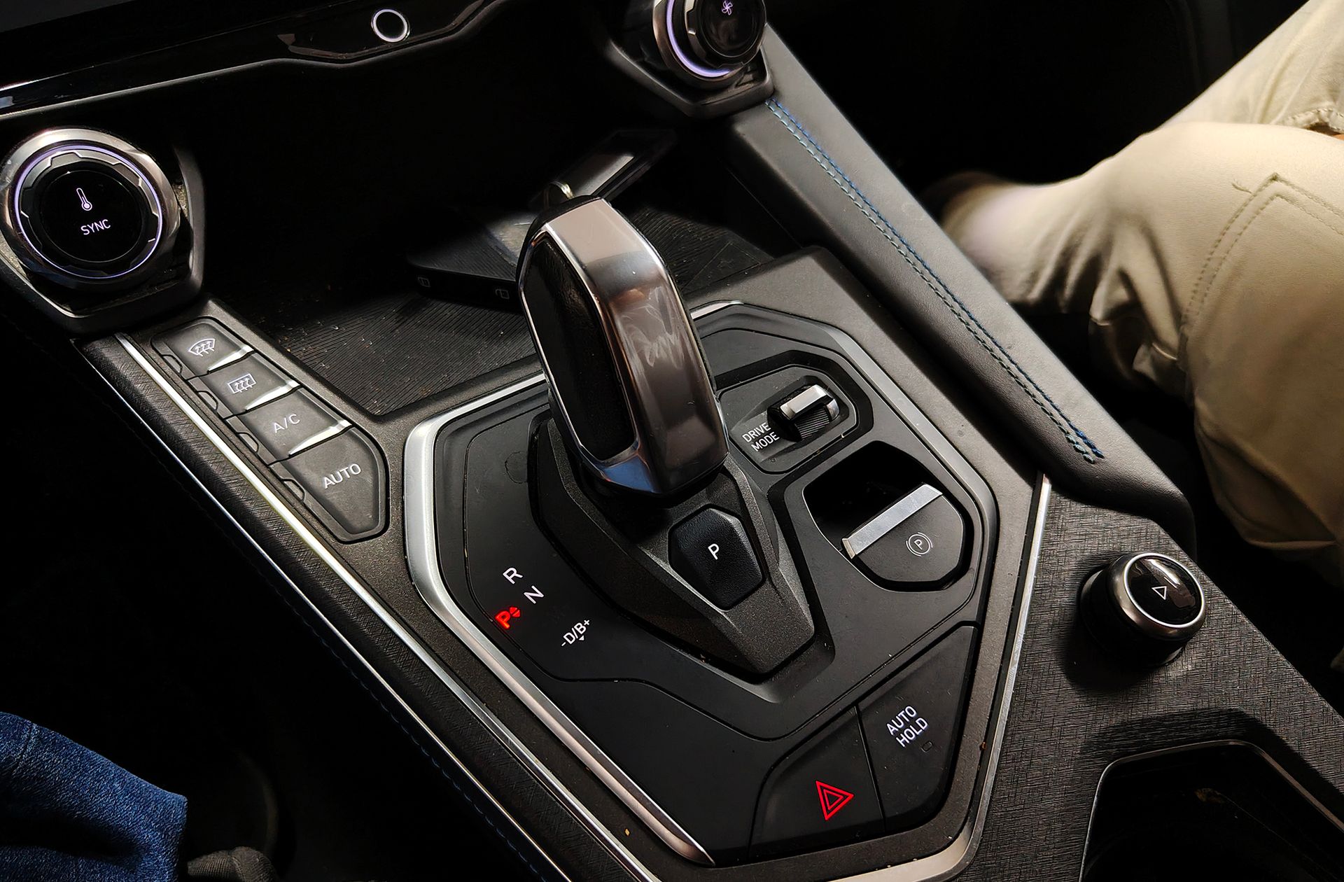 Lynk & Co 01 1.5 PHEV - foto 5