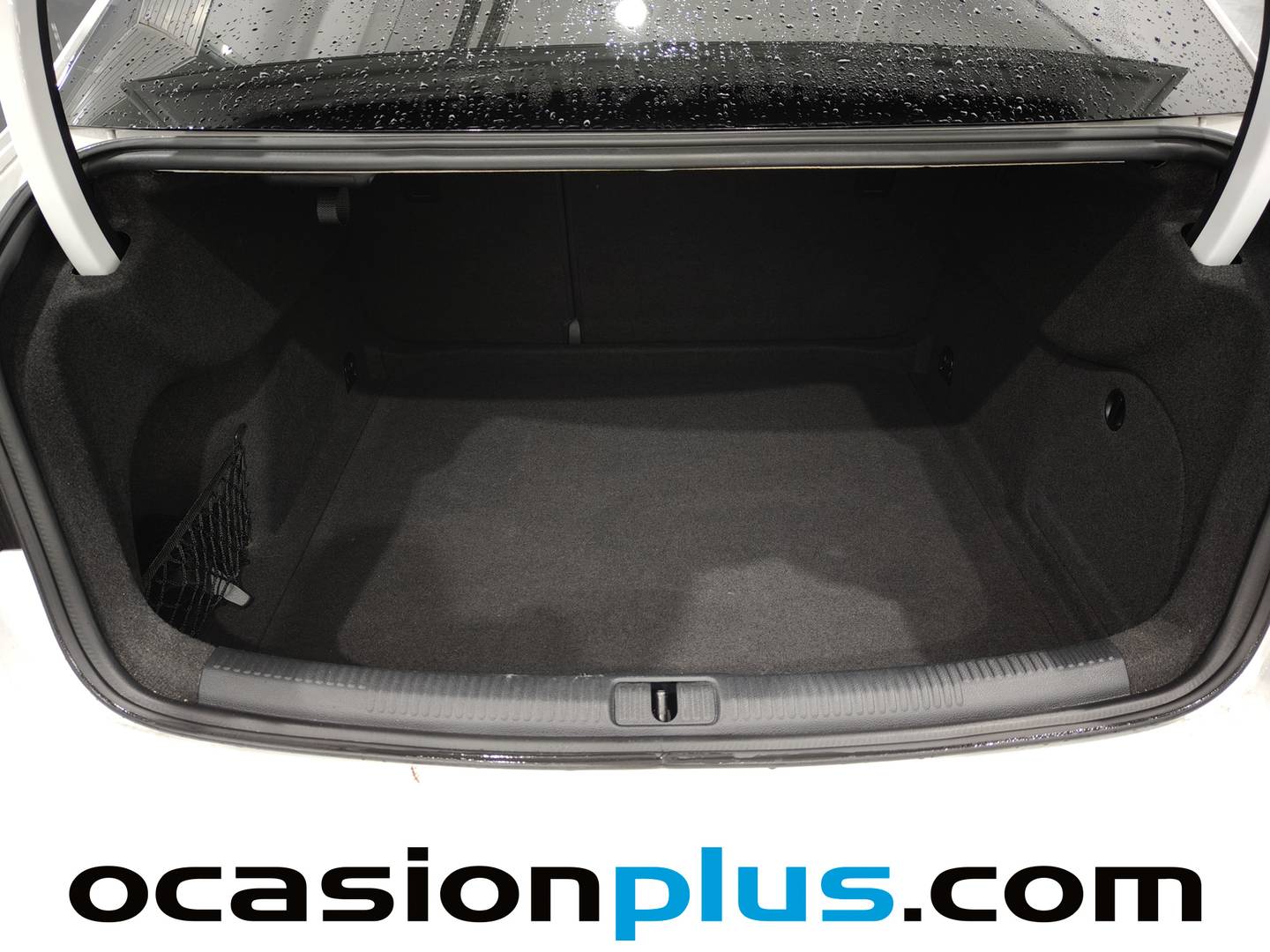 Fotos maletero Audi A3 Audi A3 Sedan 1.5 TFSI CoD EVO S Line edition S Tronic (150 CV)