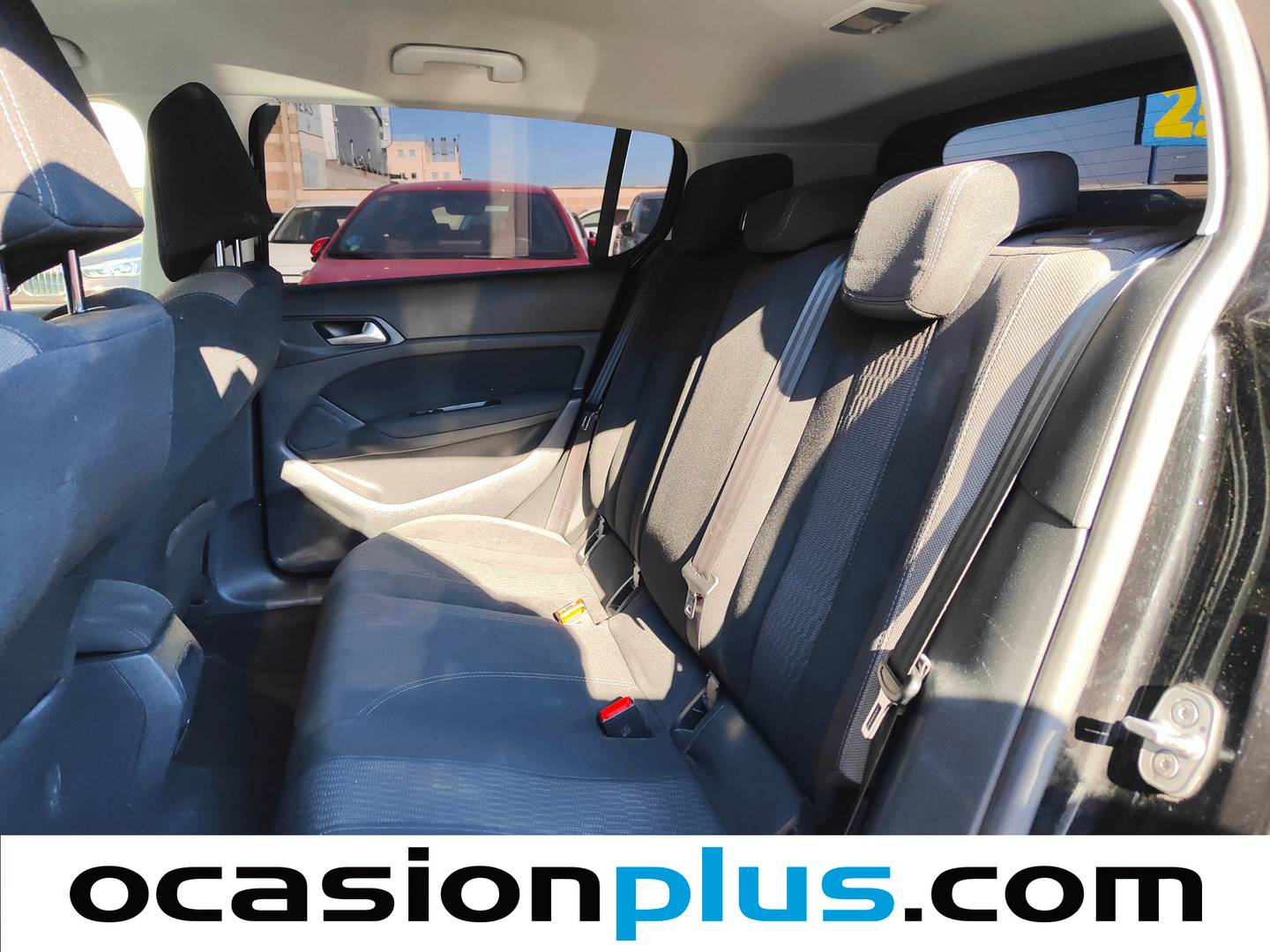Foto asientos traseros Peugeot 308 Peugeot 308 BlueHDi 100 Style (100 CV)