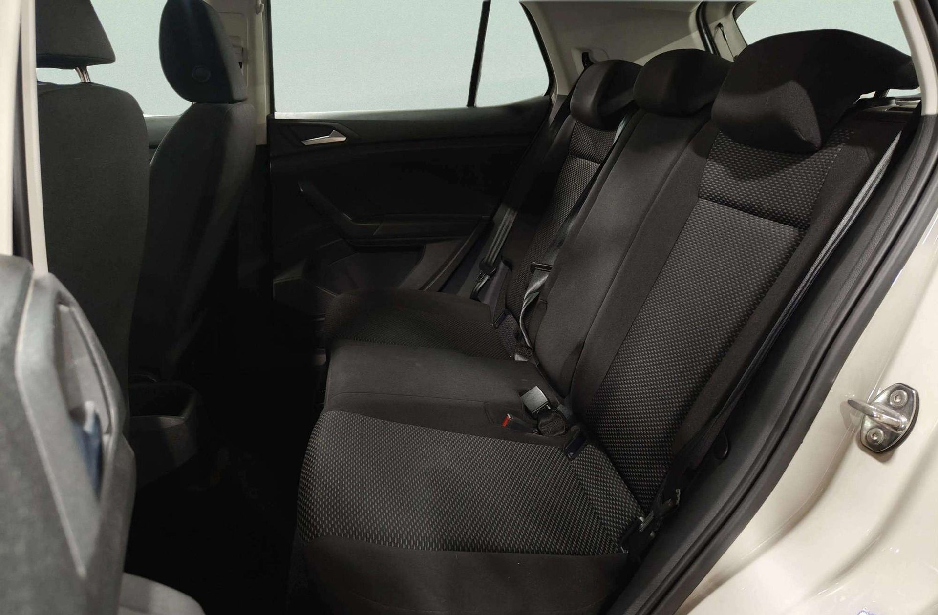 Volkswagen T-Cross 1.0 TSI - foto 12