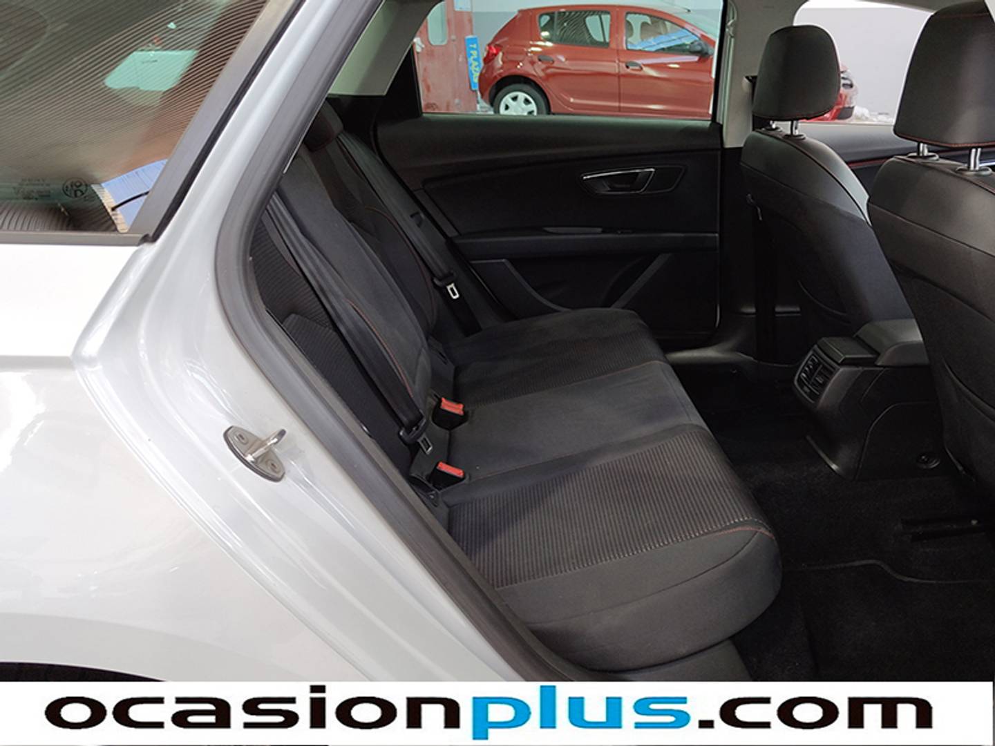 Foto Seat León SEAT Leon ST 2.0 TDI S&S FR Plus DSG (184 CV)