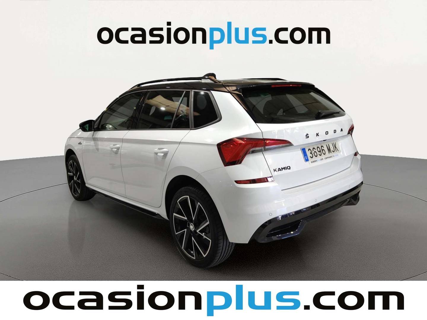 Foto trasera Skoda Kamiq Skoda Kamiq 1.5 TSI Montecarlo DSG (150 CV) derecha