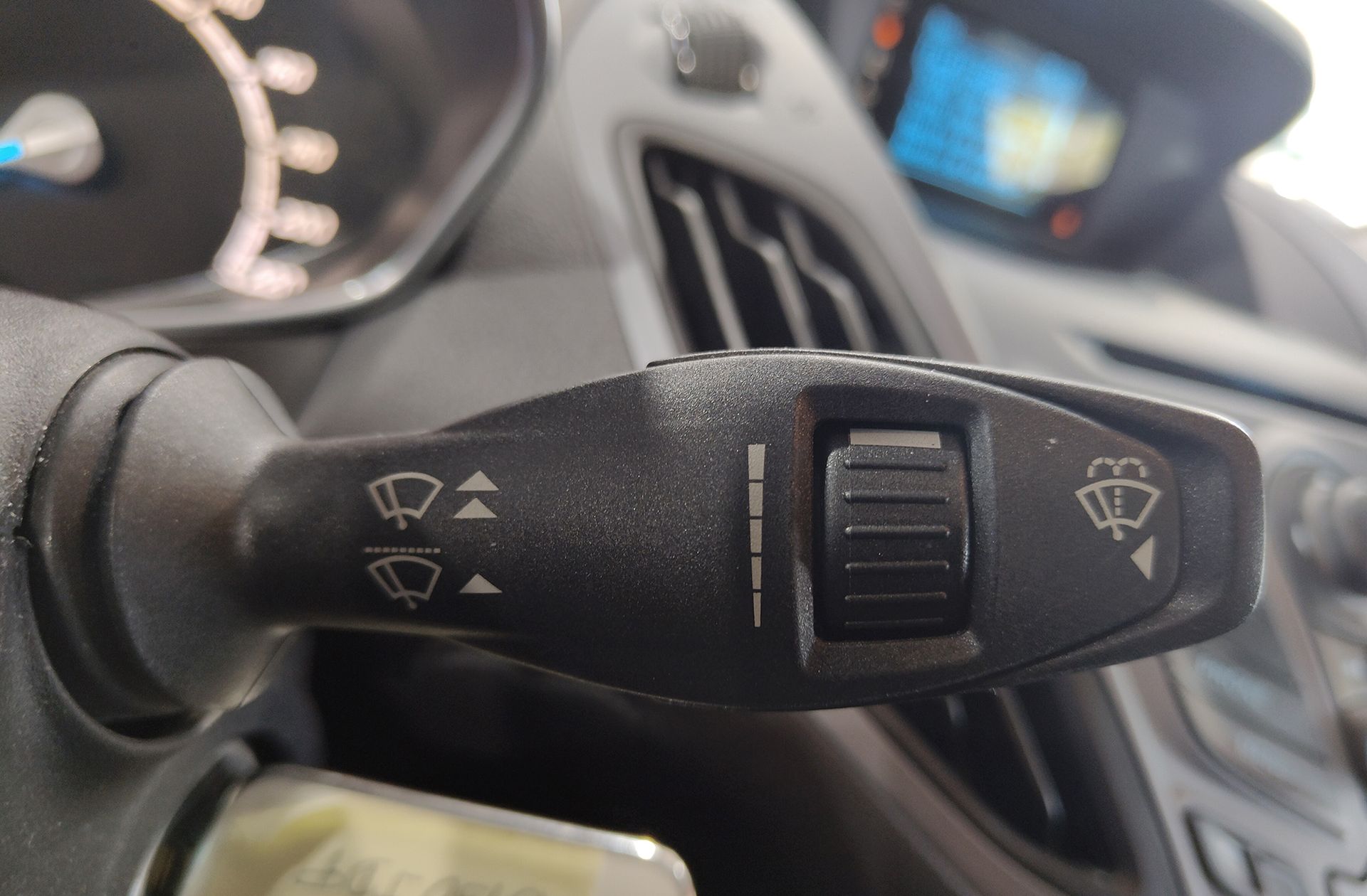Ford B-Max 1.0 EcoBoost Trend - foto 25
